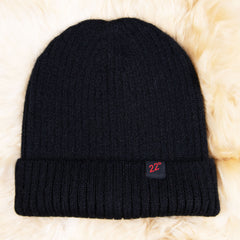 Winddichter Alpaka Beanie für kalte Wintertage in schwarz