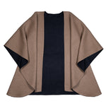 KOYA Alpaka Poncho Umhang für Damen von Alpakin in hellbraun und schwarz Ärmel schwarz