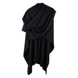 Eleganter Puma Alpaka Poncho mit Kragen für Herren in schwarz
